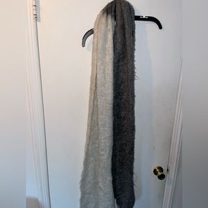 Aerie two tone scarf